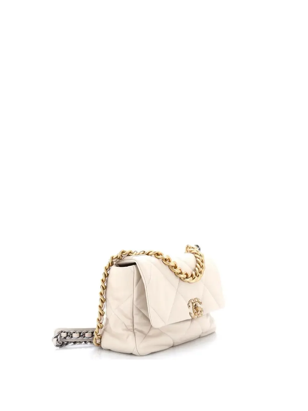 CHANEL elevate your